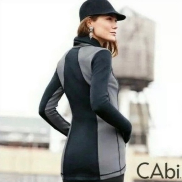 CAbi Women’s Zip Up Dash Jacket Gray Black Athleisure workout running XS Grey - Picture 1 of 5